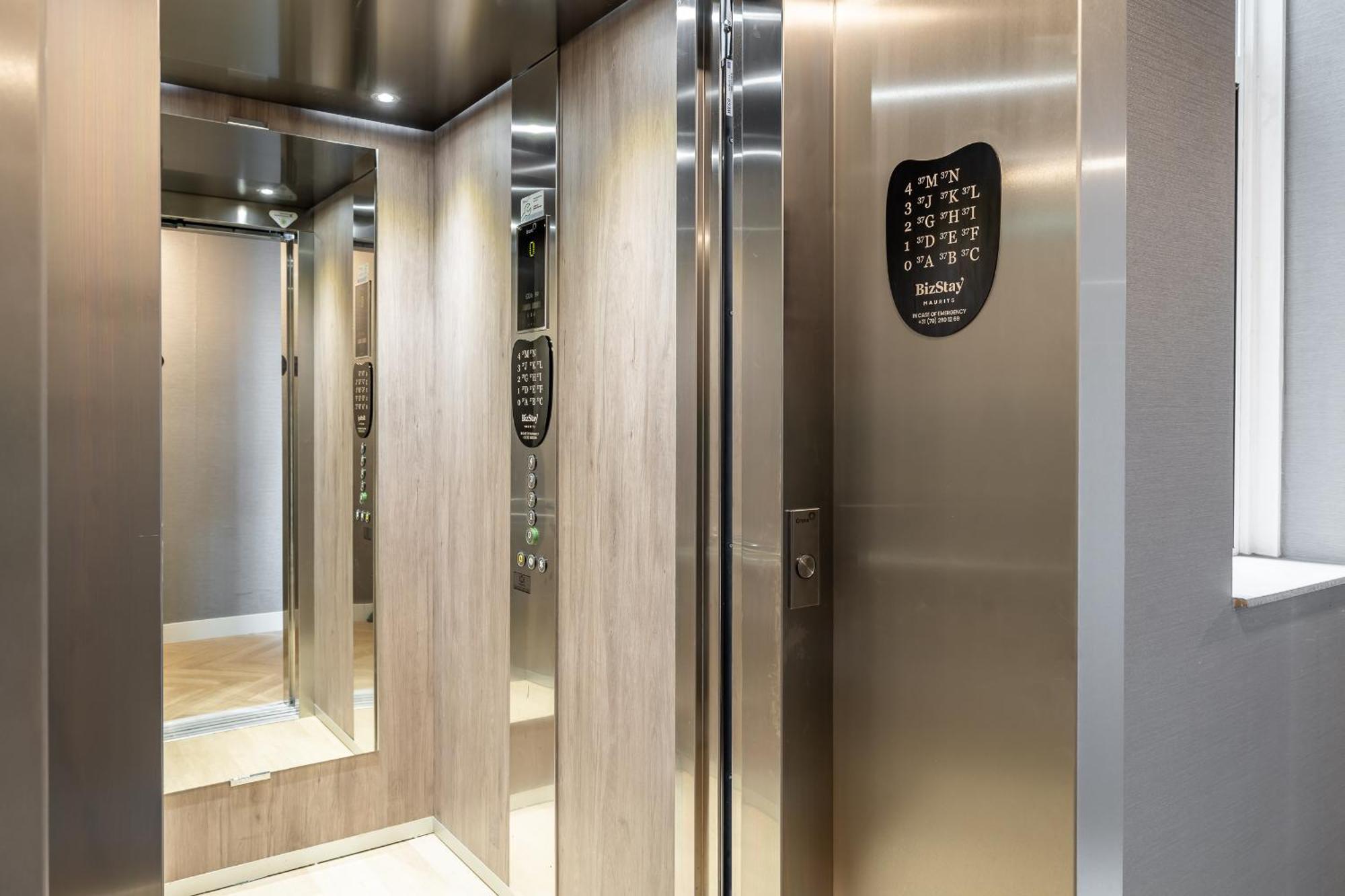 Bizstay Maurits Haag Exteriér fotografie